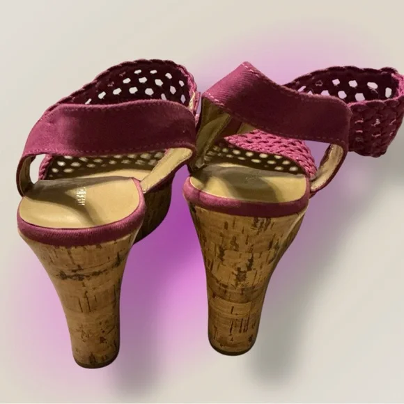 Maurices brand wedge sandals featuring a woven design and a vibrant pink color - Picture 4 of 5